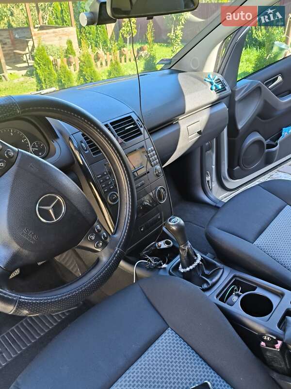 Хэтчбек Mercedes-Benz A-Class 2006 в Полонном фото 9 Хэтчбек Mercedes-Benz A-Class 2006 в Полонном