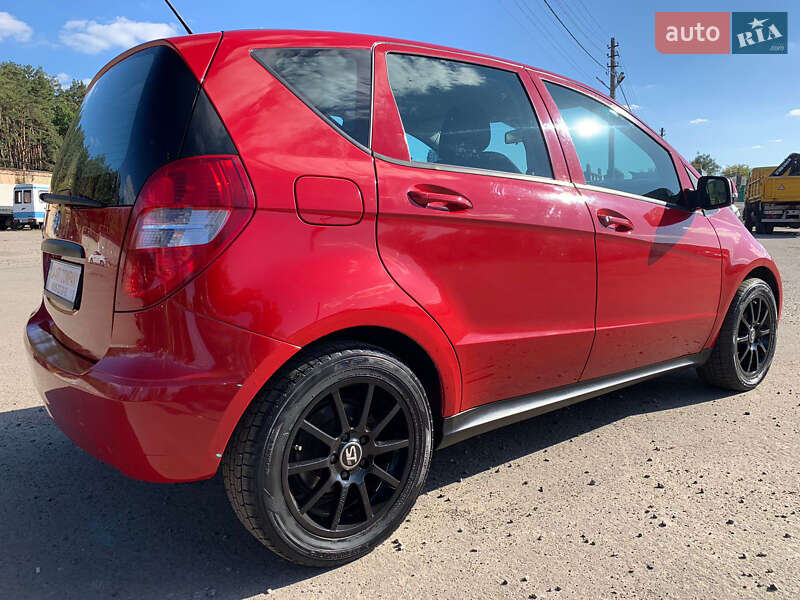 Хэтчбек Mercedes-Benz A-Class 2010 в Киеве фото 9 Хэтчбек Mercedes-Benz A-Class 2010 в Киеве
