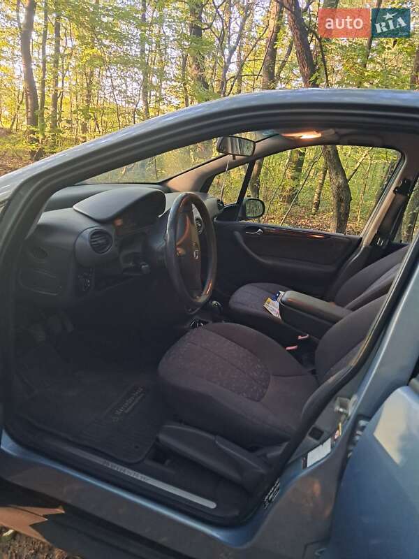 Хетчбек Mercedes-Benz A-Class 2003 в Вінниці фото 13 Хетчбек Mercedes-Benz A-Class 2003 в Вінниці