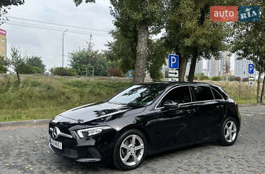 Хэтчбек Mercedes-Benz A-Class 2021 в 