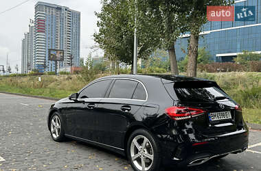 Хэтчбек Mercedes-Benz A-Class 2021 в 