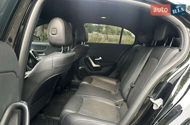 Хэтчбек Mercedes-Benz A-Class 2021 в 