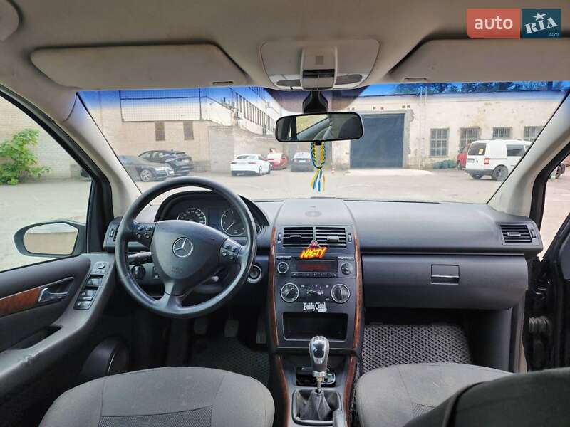 Хетчбек Mercedes-Benz A-Class 2005 в Кривому Розі фото 11 Хетчбек Mercedes-Benz A-Class 2005 в Кривому Розі