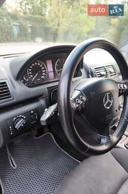 Хэтчбек Mercedes-Benz A-Class 2009 в 