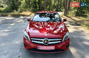 Хэтчбек Mercedes-Benz A-Class 2014 в 