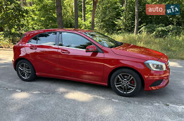 Хэтчбек Mercedes-Benz A-Class 2014 в 