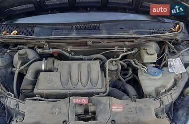 Хэтчбек Mercedes-Benz A-Class 2005 в 