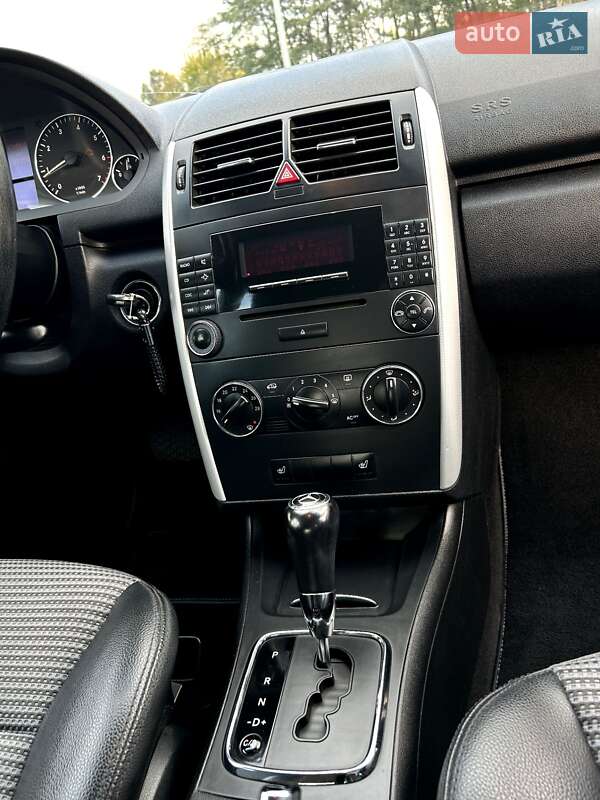 Хэтчбек Mercedes-Benz A-Class 2006 в Подгородном