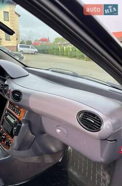 Хэтчбек Mercedes-Benz A-Class 2001 в 