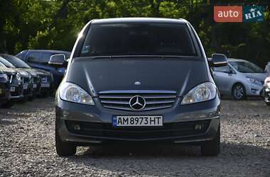 Хэтчбек Mercedes-Benz A-Class 2010 в 