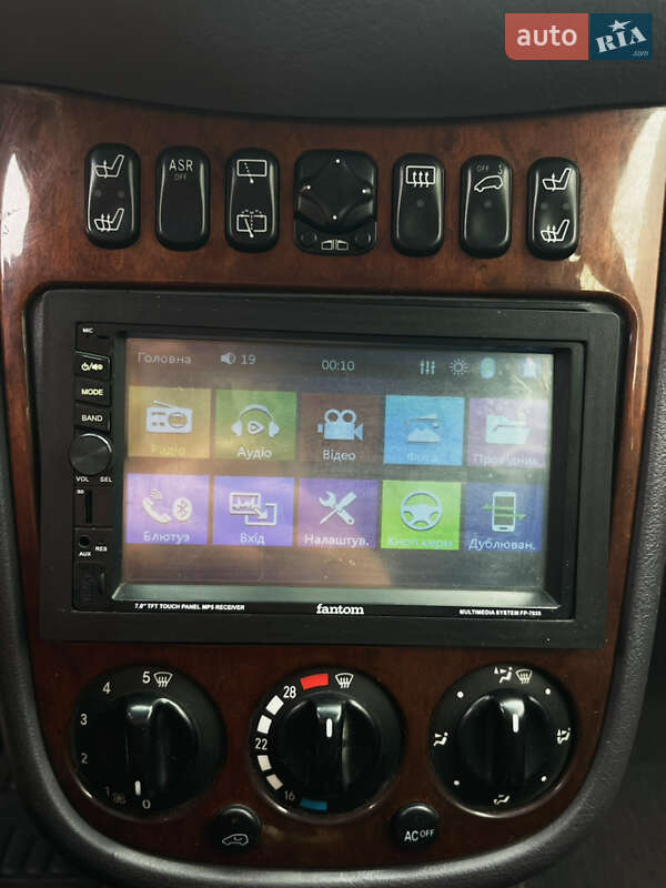 Хетчбек Mercedes-Benz A-Class 2001 в Києві фото 12 Хетчбек Mercedes-Benz A-Class 2001 в Києві