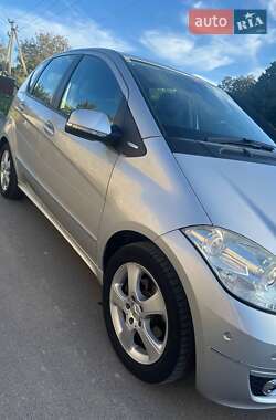 Хэтчбек Mercedes-Benz A-Class 2008 в 