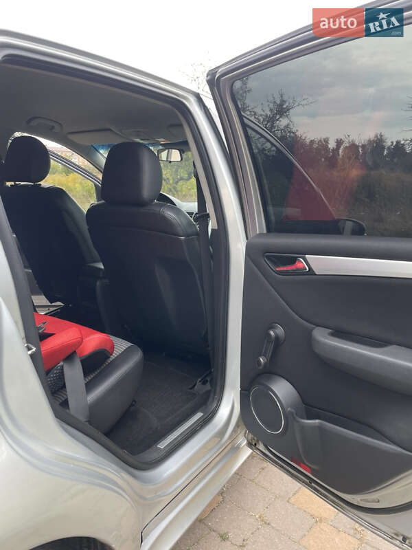 Хетчбек Mercedes-Benz A-Class 2005 в Гадячі фото 11 Хетчбек Mercedes-Benz A-Class 2005 в Гадячі