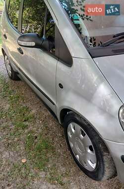 Хэтчбек Mercedes-Benz A-Class 2003 в 