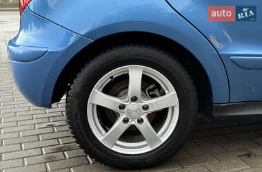 Хэтчбек Mercedes-Benz A-Class 2008 в 