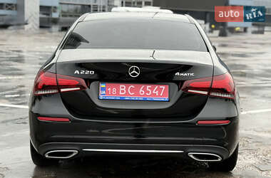 Седан Mercedes-Benz A-Class 2021 в 