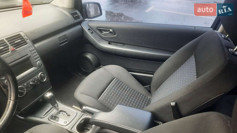 Хэтчбек Mercedes-Benz A-Class 2010 в Киеве