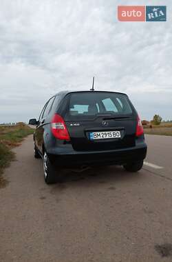 Хетчбек Mercedes-Benz A-Class 2010 в 
