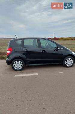 Хетчбек Mercedes-Benz A-Class 2010 в 