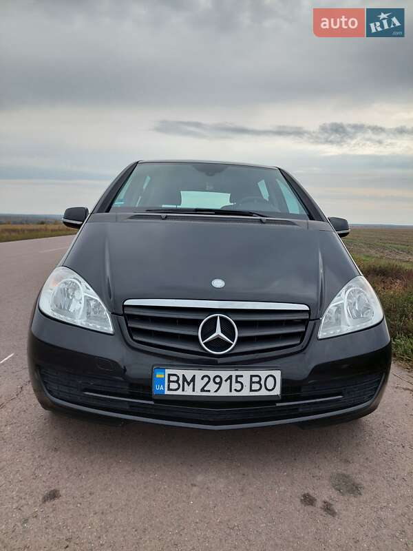 Хэтчбек Mercedes-Benz A-Class 2010 в Ахтырке фото 23 Хэтчбек Mercedes-Benz A-Class 2010 в Ахтырке
