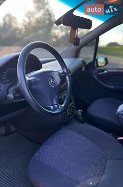Хэтчбек Mercedes-Benz A-Class 2002 в 