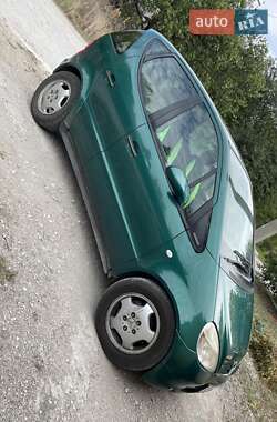 Хэтчбек Mercedes-Benz A-Class 1998 в 