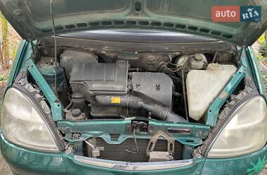Хэтчбек Mercedes-Benz A-Class 1998 в 