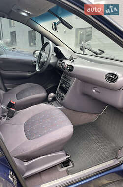 Хэтчбек Mercedes-Benz A-Class 2002 в 