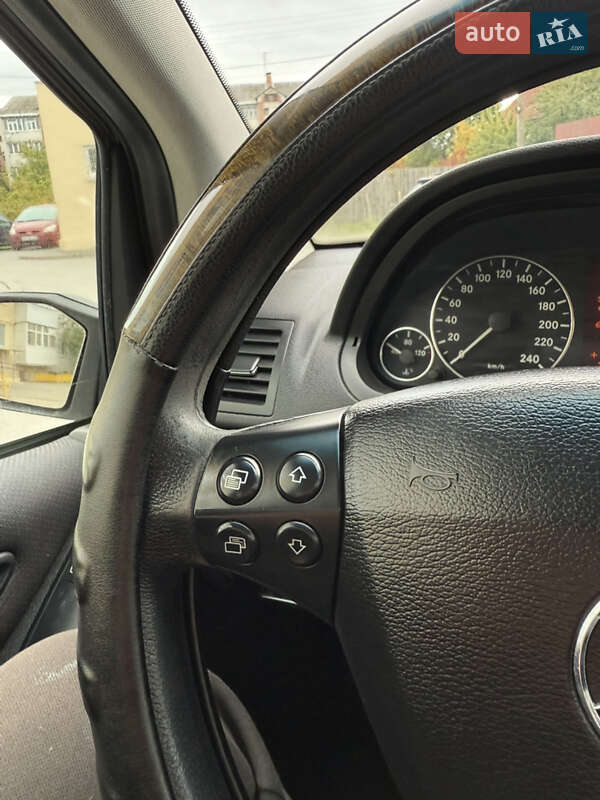 Хэтчбек Mercedes-Benz A-Class 2005 в Чернигове
