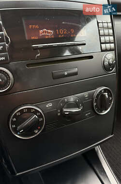 Хэтчбек Mercedes-Benz A-Class 2005 в  фото 24 Хэтчбек Mercedes-Benz A-Class 2005 в