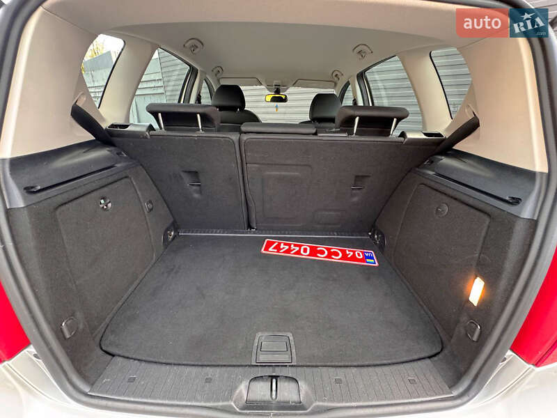 Хэтчбек Mercedes-Benz A-Class 2011 в Каменском