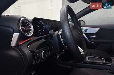 Хетчбек Mercedes-Benz A-Class 2023 в 