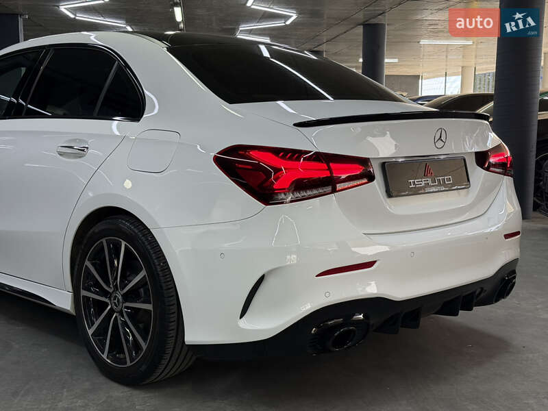 Седан Mercedes-Benz A-Class 2018 в Одесі