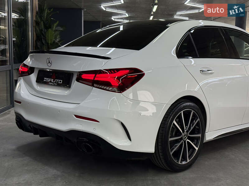 Седан Mercedes-Benz A-Class 2018 в Одесі