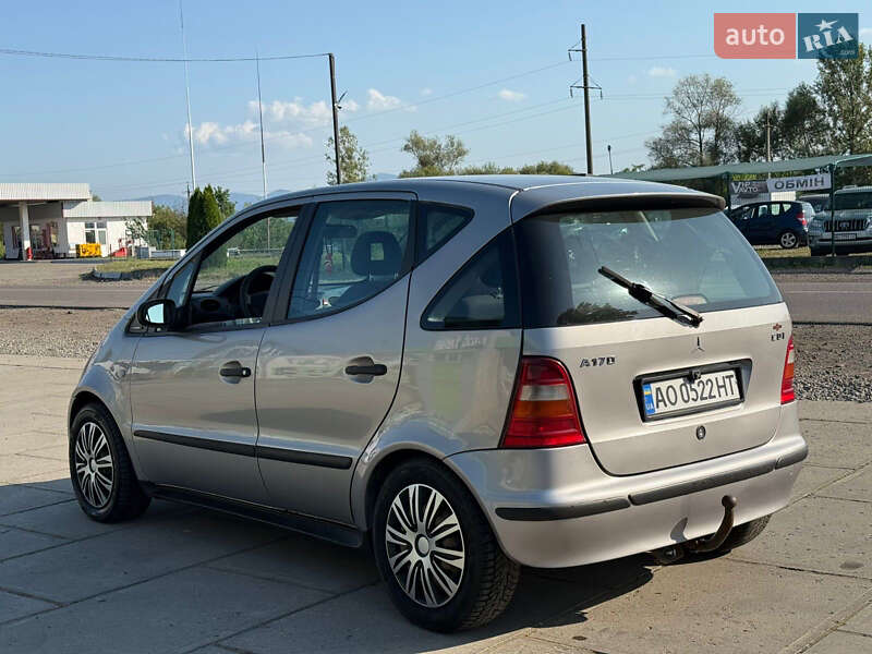 Хэтчбек Mercedes-Benz A-Class 2000 в Хусте