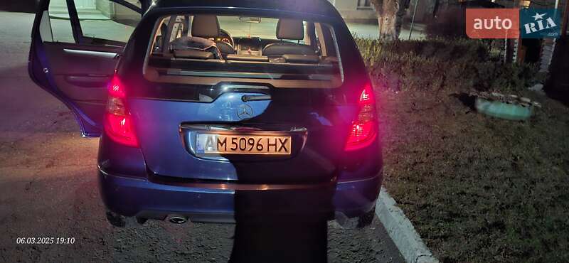 Хетчбек Mercedes-Benz A-Class 2009 в Житомирі