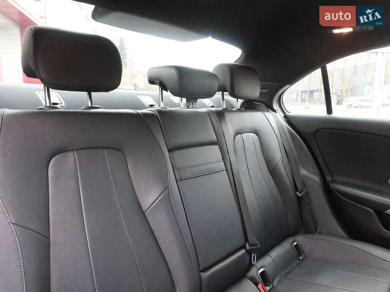 Седан Mercedes-Benz A-Class 2019 в Одессе