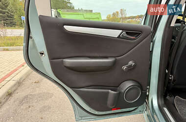 Хетчбек Mercedes-Benz A-Class 2006 в 
