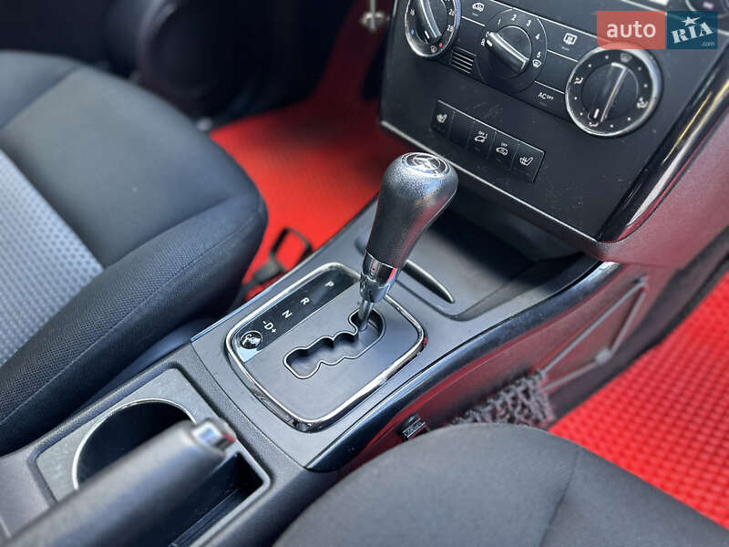 Хэтчбек Mercedes-Benz A-Class 2006 в Ивано-Франковске фото 20 Хэтчбек Mercedes-Benz A-Class 2006 в Ивано-Франковске