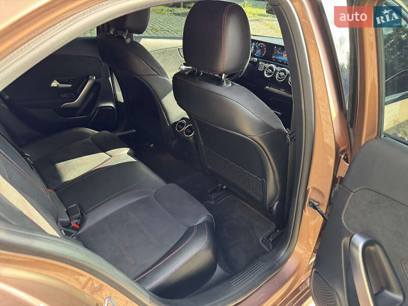 Седан Mercedes-Benz A-Class 2021 в Києві фото 18 Седан Mercedes-Benz A-Class 2021 в Києві