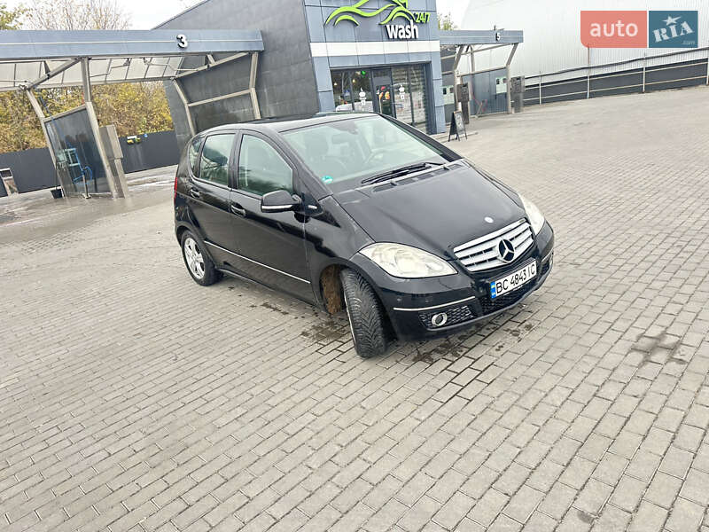 Хетчбек Mercedes-Benz A-Class 2009 в Києві фото 3 Хетчбек Mercedes-Benz A-Class 2009 в Києві