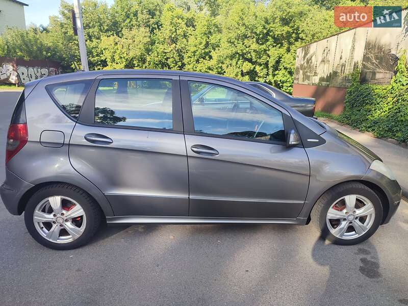 Хэтчбек Mercedes-Benz A-Class 2010 в Чернигове