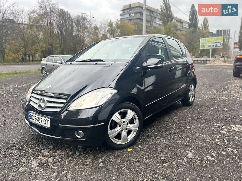 Хэтчбек Mercedes-Benz A-Class 2010 в Киеве фото 8 Хэтчбек Mercedes-Benz A-Class 2010 в Киеве