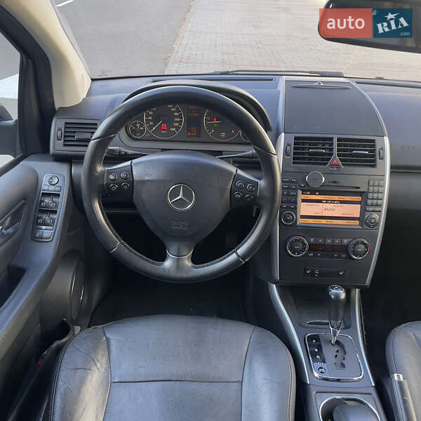 Хэтчбек Mercedes-Benz A-Class 2010 в Киеве фото 12 Хэтчбек Mercedes-Benz A-Class 2010 в Киеве