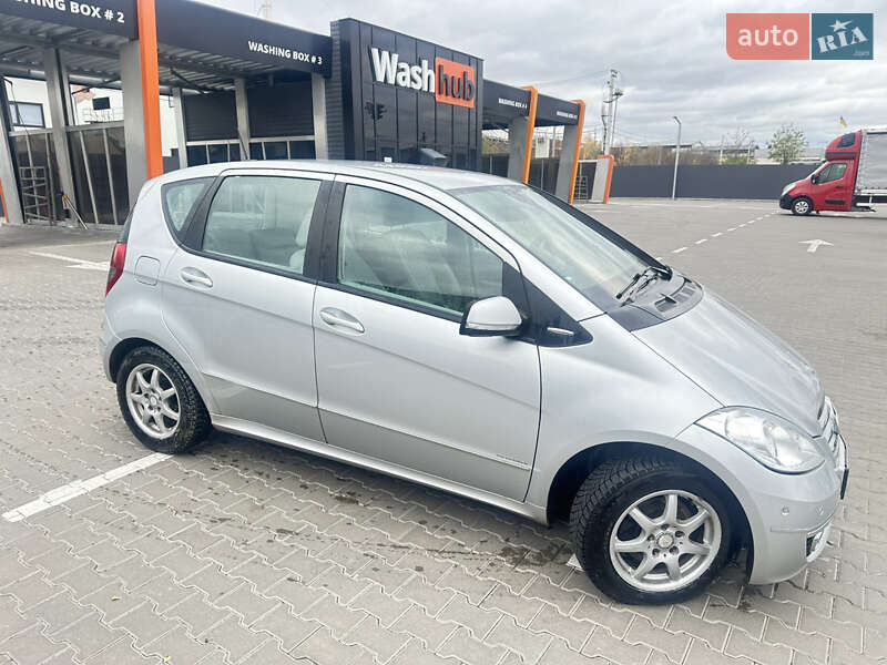 Хетчбек Mercedes-Benz A-Class 2008 в Києві фото 20 Хетчбек Mercedes-Benz A-Class 2008 в Києві