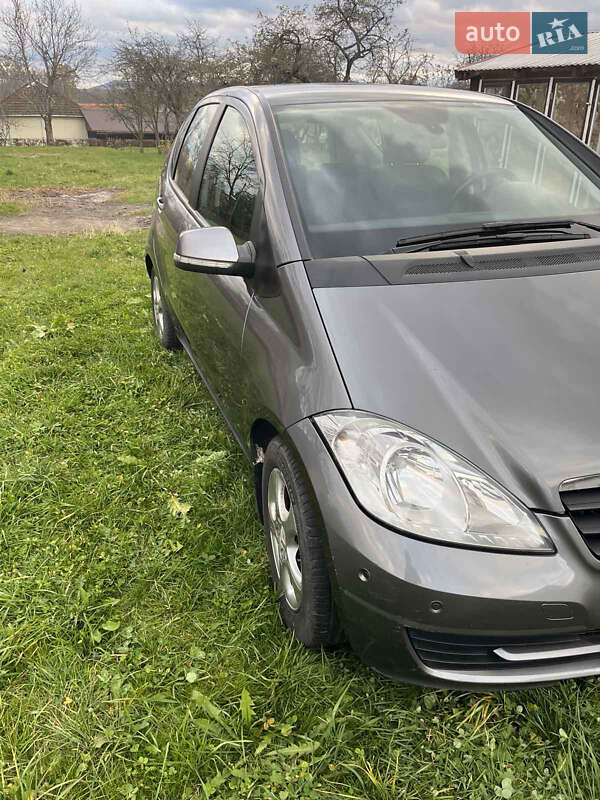 Хэтчбек Mercedes-Benz A-Class 2011 в Коломые фото 7 Хэтчбек Mercedes-Benz A-Class 2011 в Коломые