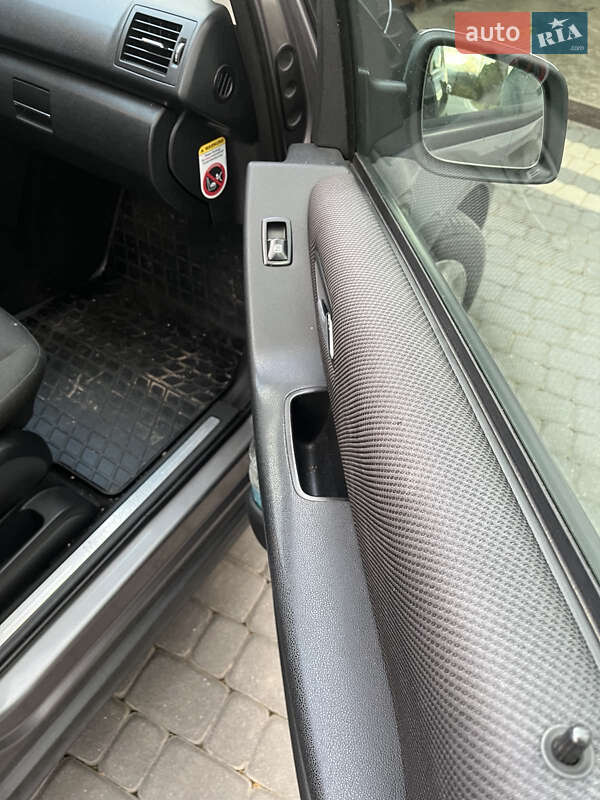 Хэтчбек Mercedes-Benz A-Class 2011 в Коломые фото 45 Хэтчбек Mercedes-Benz A-Class 2011 в Коломые