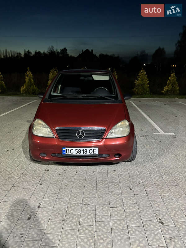 Хэтчбек Mercedes-Benz A-Class 2000 в Мостиске