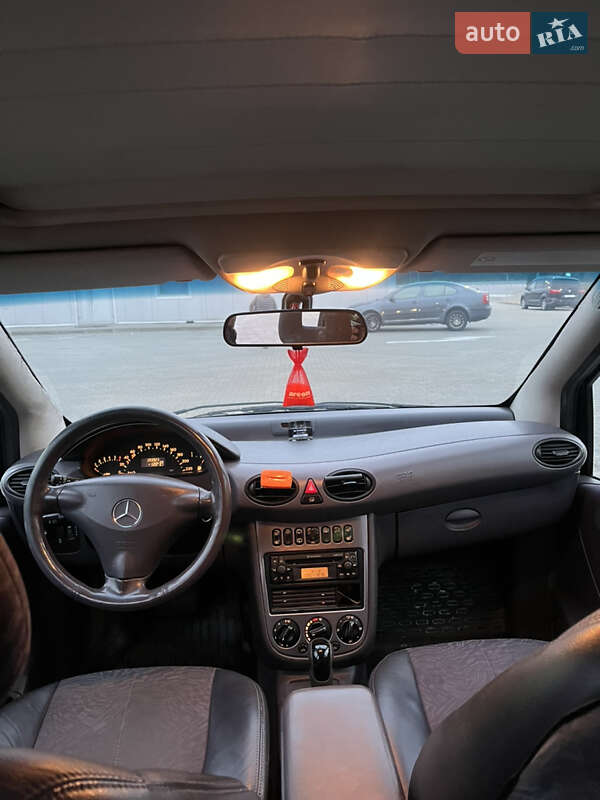 Хетчбек Mercedes-Benz A-Class 2001 в Житомирі фото 25 Хетчбек Mercedes-Benz A-Class 2001 в Житомирі