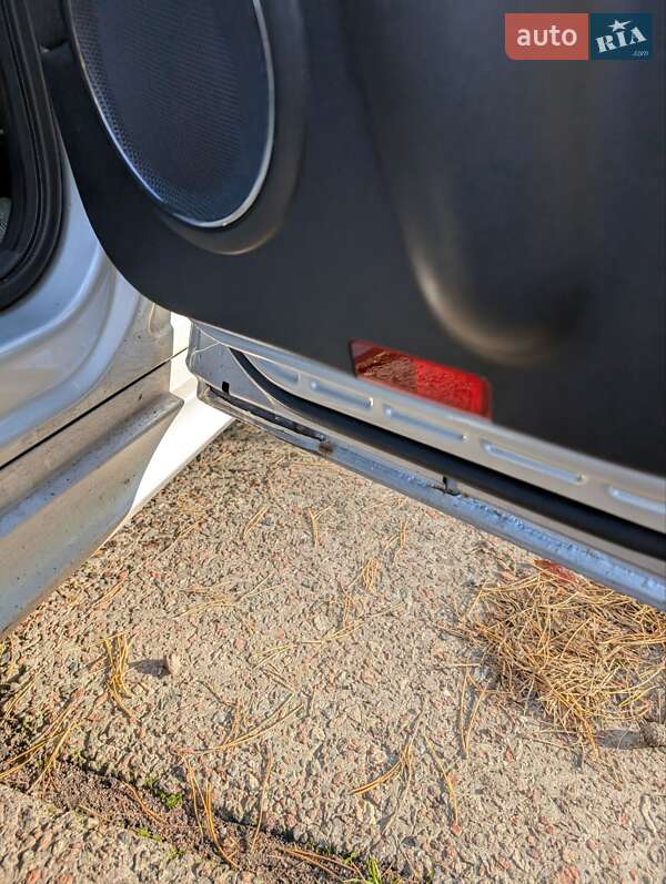 Хэтчбек Mercedes-Benz A-Class 2006 в Черкассах фото 17 Хэтчбек Mercedes-Benz A-Class 2006 в Черкассах